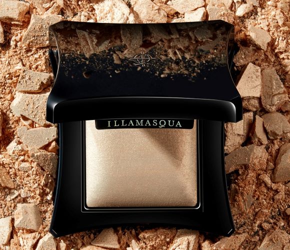 illamasqua beyond powder in omg