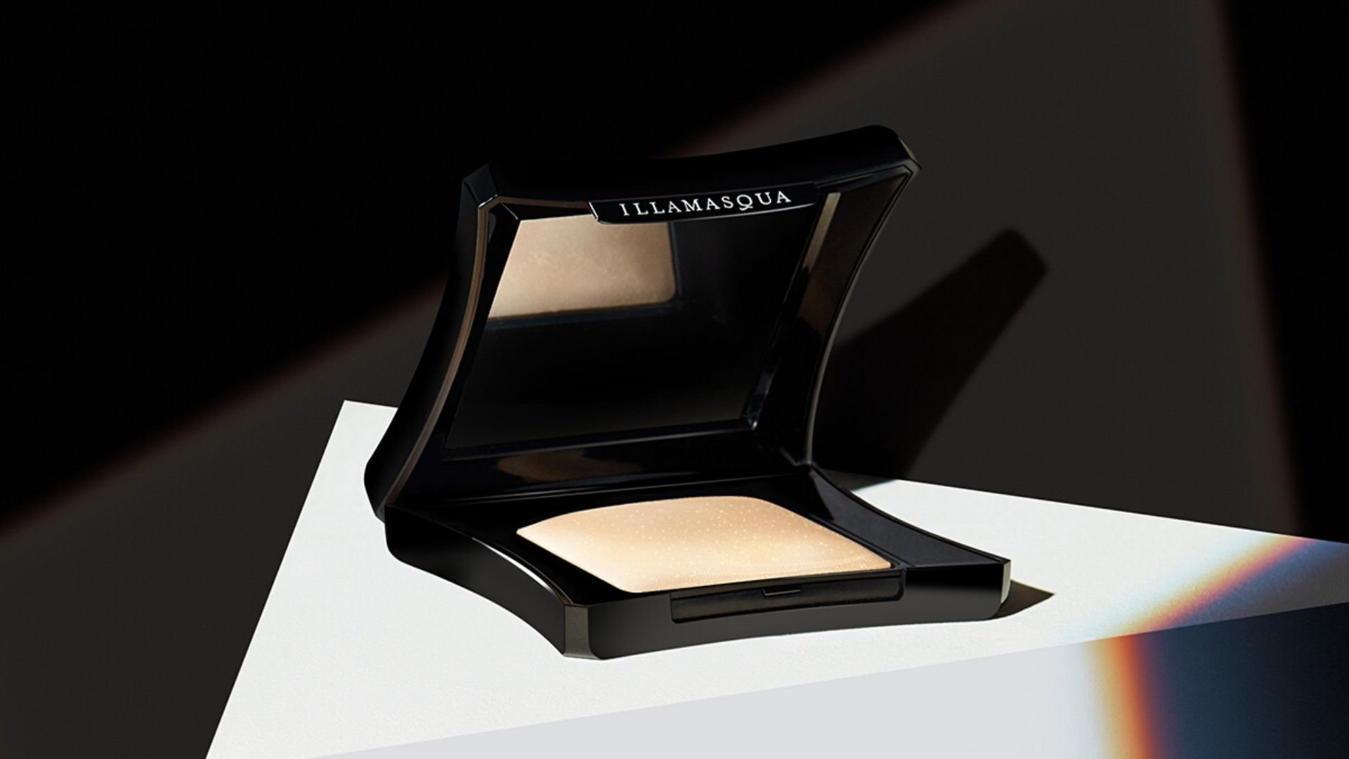 ILLAMASQUA ICONS: INTRODUCING BEYOND POWDER 