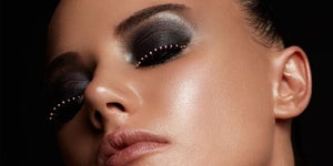 HOW TO: Create a glossy smokey eye with Beyond Liquid 